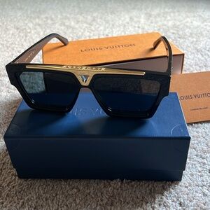 Louis Vuitton Black and Gold Men's Sunglasses